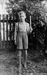 arnold-schwarzenegger childhood